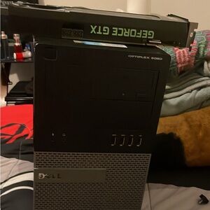 I am selling a pc extra graphics card with wireless keyboard and mouse and 16 gb